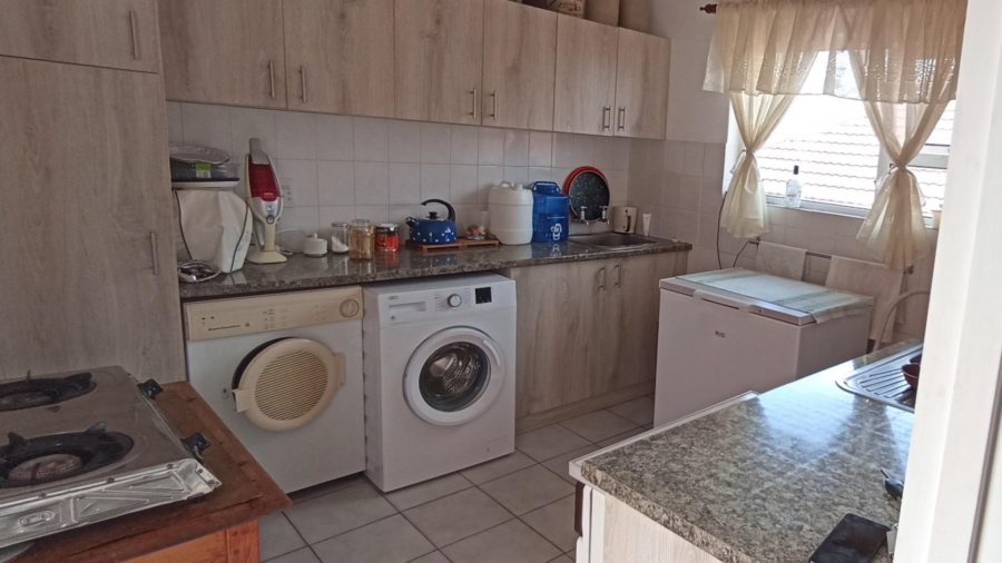 4 Bedroom Property for Sale in Bluewater Bay Eastern Cape